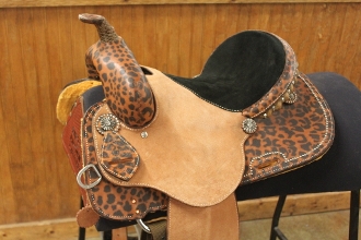 Luxury Western Saddle with Genuine Ostrich Leather Seat – Premium Handcrafted Horse Riding Saddle - Image 9