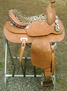 Luxury Western Saddle with Genuine Ostrich Leather Seat – Premium Handcrafted Horse Riding Saddle - Image 3