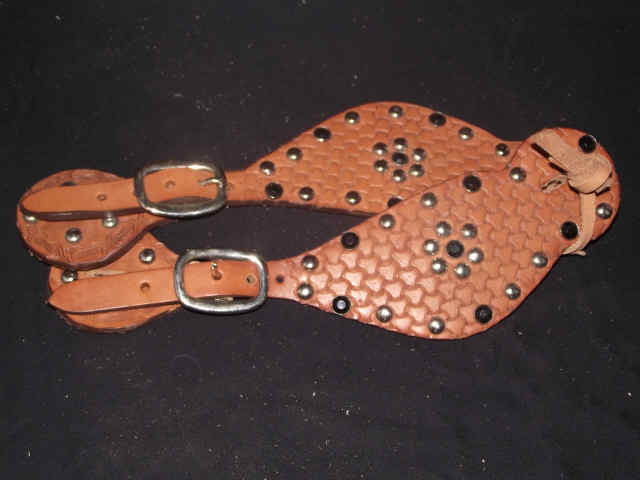 Precision & Tradition: Leather Horse Spurs - Image 8